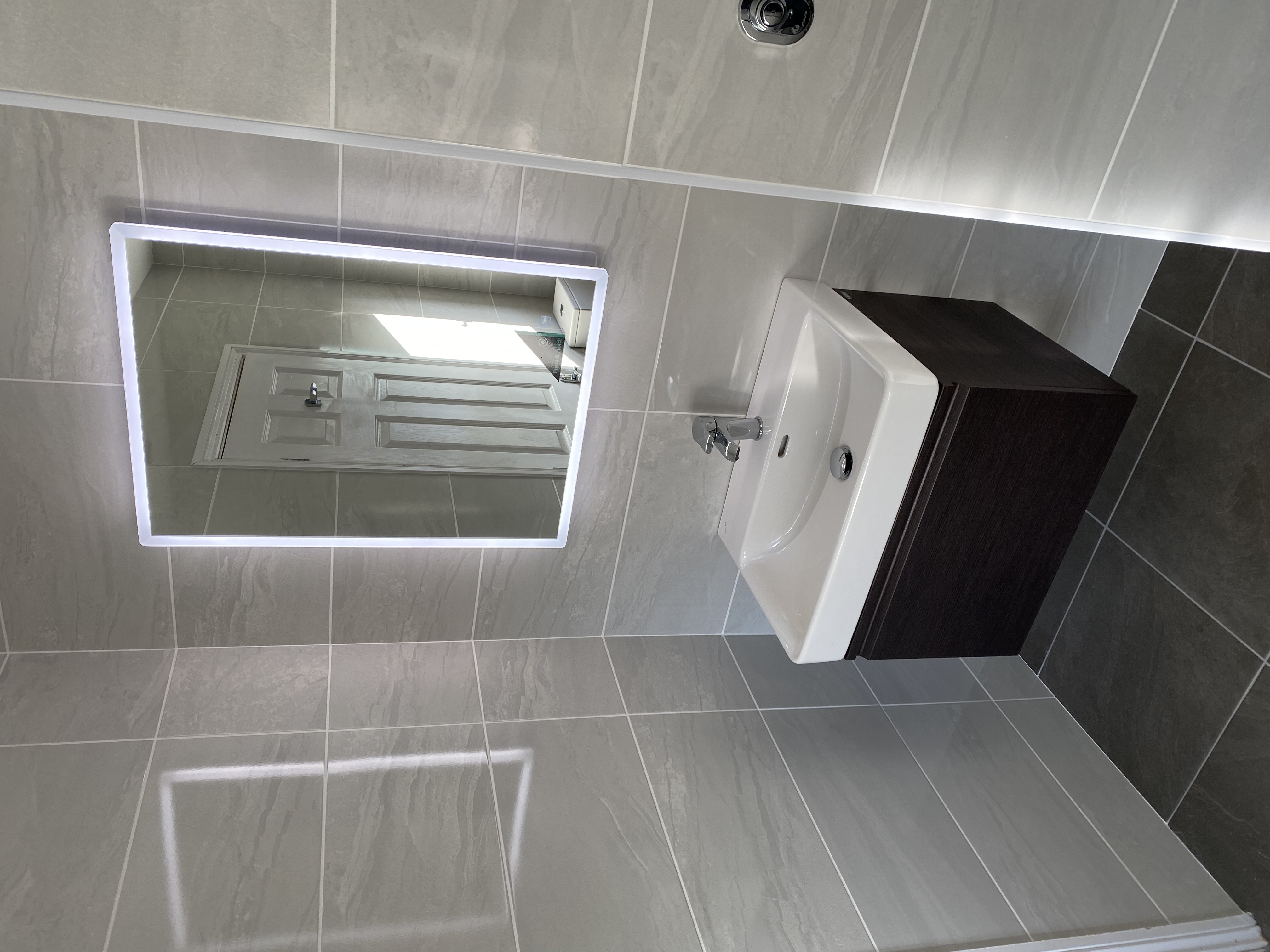 HIB Mirror over Laufen vanity unit