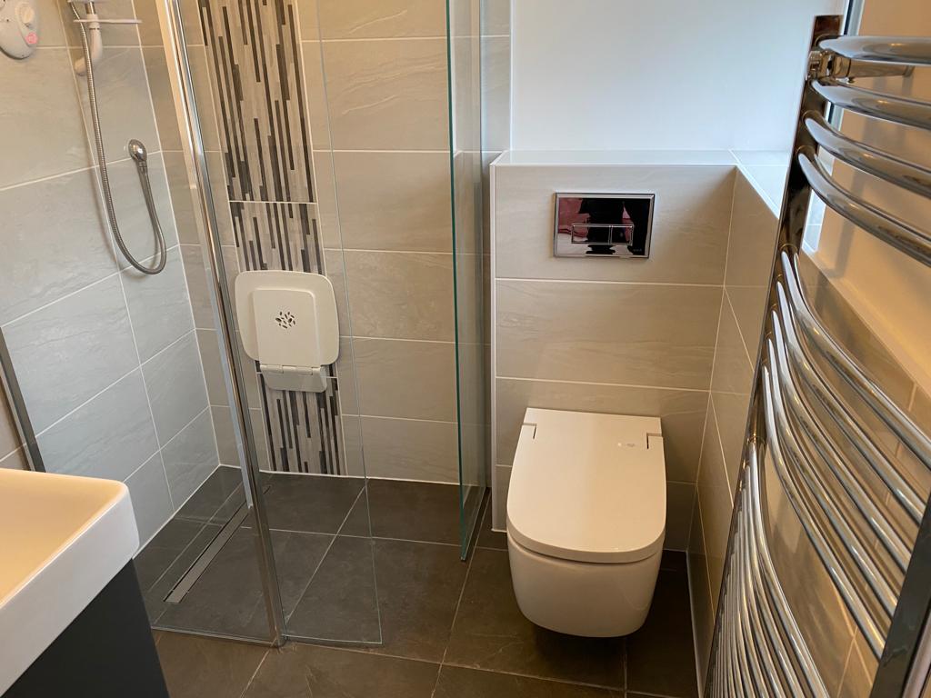 Novellini Graded Floor Former - tiled