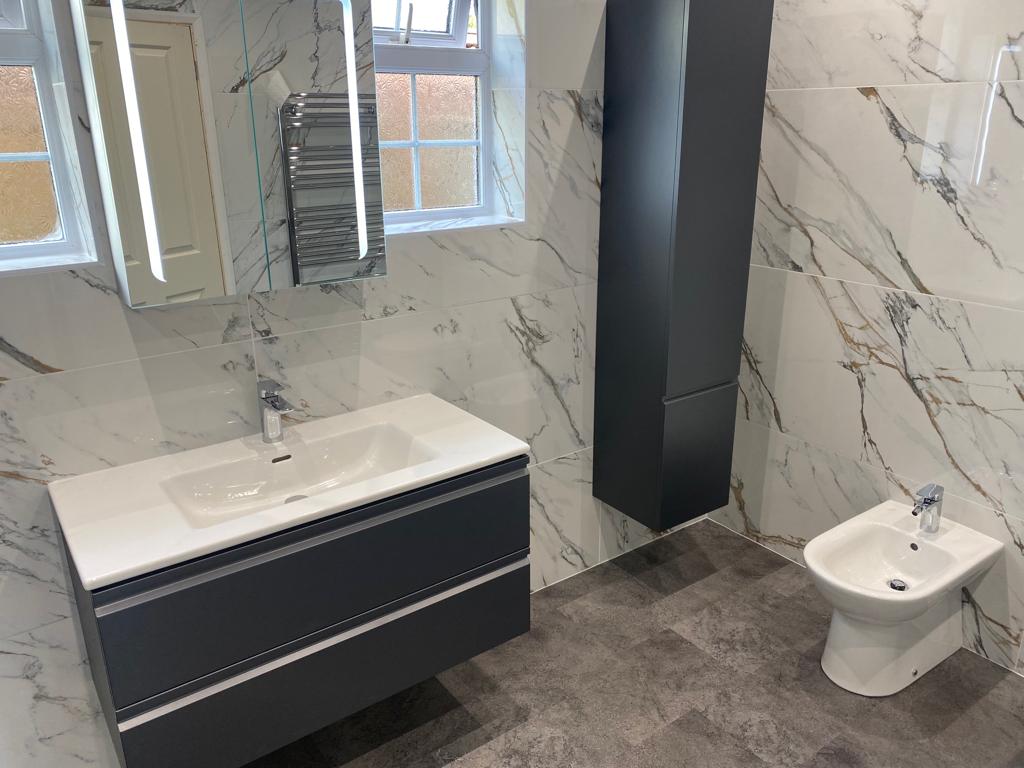 HiB Stratus 60 Cabinet