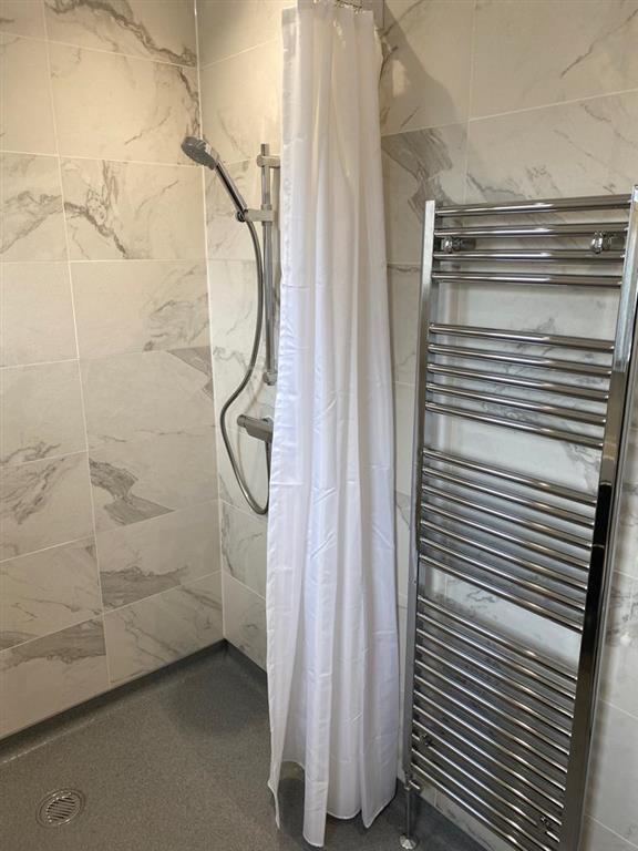 Vogue Focus Towel Rail