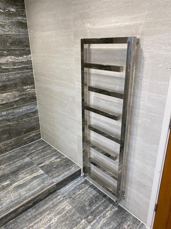 Carisa Eclipse Designer Towel Rail